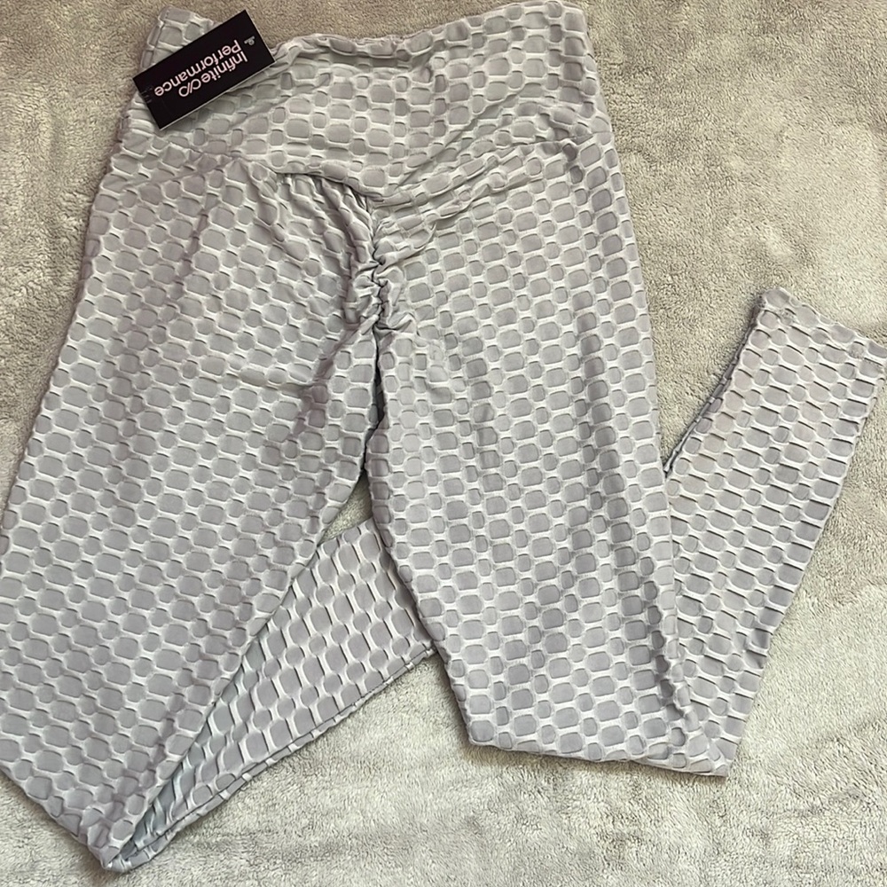 ‼️ NWT - Butt Scrunch Workout Slimming Leggings
